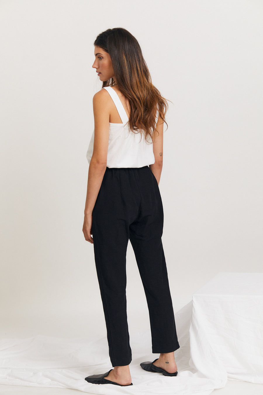 Vega pants | Black linen